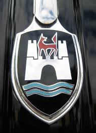 ˈvɔlfsbʊʁk ()) is the fifth largest city in the german state of lower saxony, located on the aller river.it lies about 75 km (47 mi) east of hanover and 230 km (143 mi) west of berlin. The Wolfsburg Crest Cartype