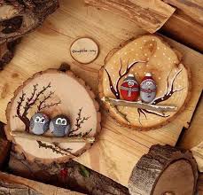 Painted Rocks On Wood Slices Easy Diy Christmas Gifts Christmas Crafts Easy Christmas Diy