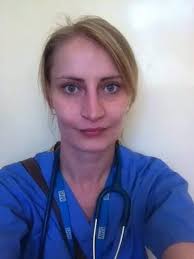 Woman who dropped out of school without a SINGLE GCSE becomes doctor 15  years later