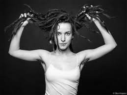 Follow these tips and tricks to look naturally beautiful. Fotoprojekt Natural Beauty Frauen Zeigen Achselhaare Brigitte De