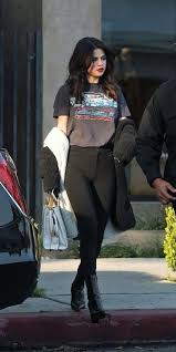 Wenn die beule uhr warnungen wahr wäre. Pin Von Freddy Auf Outfits Selena Gomez Selena Gomez Outfits Selena