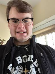 Hey hey hey!! I'm selling sandwiches today until 4pm. Turkey or Corned Beef  or you can get both! Single meat $7. Both meats $9. Rye bread or brioche  bun. Swiss cheese or