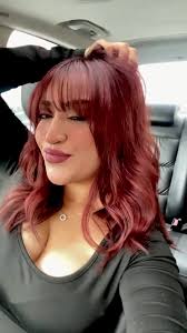 Ajajaja mi primera vez pintandome yo sola el cabello 🥴 que tal quedo?  🙂‍↕️ #fyp #parati #borgoña #rojo #colorgranada #nutrisse #cambiodelook  #newlook #cerrandociclos #❤️‍🔥