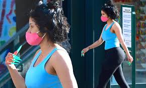 Cardi b's nail technician, jenny bui. Cardi B Adds Some Glam To Her Casual Look With Her Incredibly Long Neon Green Nails Daily Mail Online