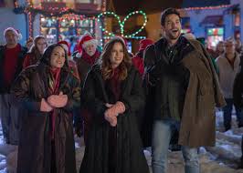 Deux sœurs mignonnes vivent ensemble. Au Secours Je Suis Dans Un Film De Noel A Christmas Movie Christmas Le Telefilm