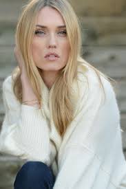 Con Man" Baby Boom (Episodio de TV 2015)