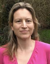 Lara Durham's Instagram, Twitter & Facebook