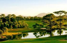 Kết quả hình ảnh cho vầng trăng ai xẻ làm đôi images