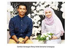 Check spelling or type a new query. Semua Yang Berlaku Atas Sebab Tertentu Bekas Tunang Remy Ishak Buka Buku Baharu Sensasi Mstar