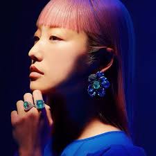 Studio photoshoot for @anabelachan jewellery queen in London :) #jewellery  #londonjewellery make up by @taniagrier