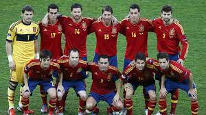 El instituto polaco de cultura nos invita a participar en un el seleccionador puso su cargo a disposición de la rfef si españa fracasa en la eurocopa 2012 y. Final De La Eurocopa 2012 Espana Italia Seleccion Espanola De Futbol Xabi Alonso Futbol