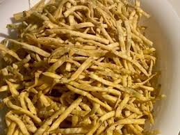 Berbagai bentuk olahan gula merah seperti. Resep Mudah Kue Bawang Atau Stik Bawang Yang Gurih Dan Renyah Indozone Id