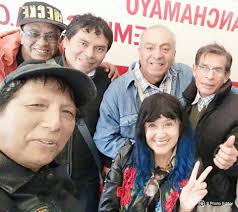 1975 Edith Delgado Mobtes es la 1era Animadora de La Cumbia Peruana que  Crea el estilo CUMBIAMBERO lo cual siguen todos lis animadores de la cumbia  . Reflota al grupo en el