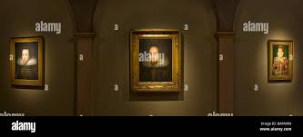 Art painting browne hi-res stock photography and images