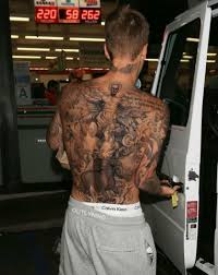 Justin drew bieber (/ b iː b ər /; Hat Justin Bieber Mit Seinen Tattoos Ubertrieben Tattoo