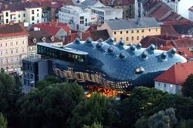 229 comfortable and stylish guest rooms guarantee a relaxing and pleasant stay. Stadtereise Nach Graz Tipps Fur Touristen