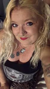 Recovering addict reunites with son after 3 years sober