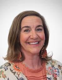 Christina Gravely's Instagram, Twitter & Facebook