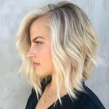 Bluntly cut lobs are the perfect hairstyles for thin fine hair because the straight edges provide a sense of chunkiness and fullness. 10 Medium Length Styles Perfect For Thin Hair Popular Haircuts Hair Styles Short Hair Hacks Short Hair Styles