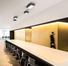 Recessed ceiling lights are the ideal choice for rooms where ceiling space is limited, be it indoors or out. Vibia Structural Ceiling Lamp