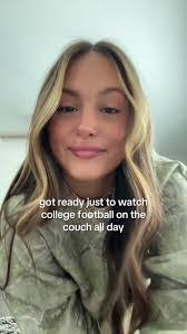 Abby Cochrane's Instagram, Twitter & Facebook