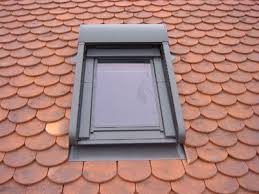 Check spelling or type a new query. Fenetre De Toit Avec Volet Roulant Au Toit Malain