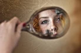 Mirror, mirror.... by Els Baltjes