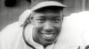 He also broke ground for the participation of african americans in professional. Hammerin Hank Aaron Dies At Age 86