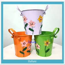 Check spelling or type a new query. Vas Kaleng Bunga Vintage Vas Bunga Timbul Vas Bunga Hiasan Dekorasi Shopee Indonesia