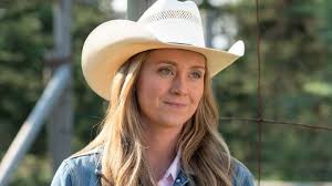 In reality, amber marshall's life is not so different from amy fleming's! Amber Marshall Amy Fleming From Heartland 15 Facts Faqs