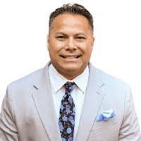 Tom Giovingo's Instagram, Twitter & Facebook