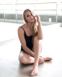 Besides that, she is also famous as a sister of the actor shaun sipos. Jessica Sipos S Feet Wikifeet