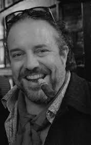 Mavericks Fans Support Raul in Tough Time