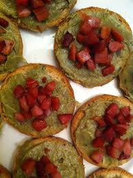 Il gusto delicato dei carciofi per impreziosire con un tocco originale le bruschette più semplici. Crostini Con Crema Di Carciofi E Speck Isaporidib