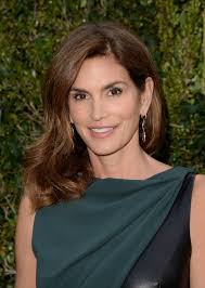 Long Dark Brown Hairstyle For Women Cindy Crawford S Hairstyle Hairstyles Weekly