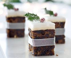 Enjoy an easy homemade rolled fondant recipe and inspiring cakes to bake for your next party. Chelsea S Favourite Christmas Cake Chelsea Sugar