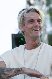 Aaron carter calls out brother nick for 'public forum' tweets following dui arrest | billboard news. Aaron Carter Says He S Attracted To More Than One Gender Teen Vogue