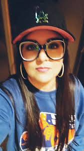 Shelly Lares (@littlemisstnt) • Instagram photos and videos