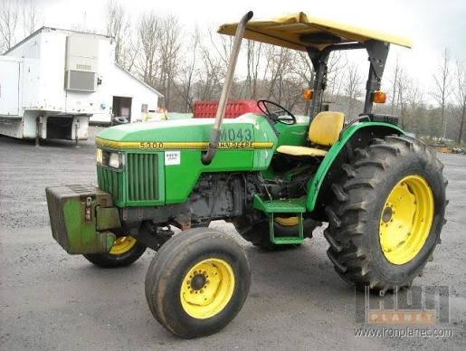 John Deere 5320 Tractor