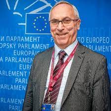 2,225 likes · 86 talking about this. Adam Gierek Adamgierek Twitter