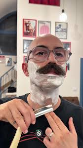 Filarmonica DT: L'arte della rasatura tradizionale