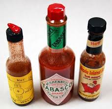 15 Things You Should Not Refrigerate Mythirtyspot Hot Sauce Recipes Hot Sauce Food