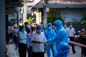 Cũng trong chiều nay (23/6), phó chủ tịch ubnd tp.hcm dương anh đức vừa có văn bản gửi các sở, ban, ngành, ubnd tp thủ đức, các quận, huyện về việc bắt buộc khai báo y tế điện tử trên diện rộng toàn tp.hcm từ ngày 24/6. 4zfuetrvzfpa8m