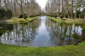 Jardin Anglo Chinois Chateau De Chantilly Chateau Xvie Siecle