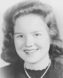 Donna Mae's Instagram, Twitter & Facebook