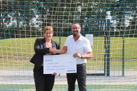 Klicke auf die adresse oder den namen des geschäftes, um zu den details. Die Sparda Bank Spendet 500 Euro An Den Tsv Norf Stattblatt