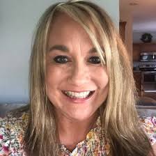 Traci Snider's Instagram, Twitter & Facebook