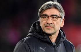 Manchester United fans set up GoFundMe page to raise £12m and get Jose  Mourinho axed