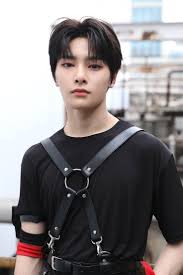 Ailesi bu yüzden onu bir uzman ile görüştürmeye karar verdi. Stray Kids Texts Imagines Snaps Yang Jeongin Wattpad