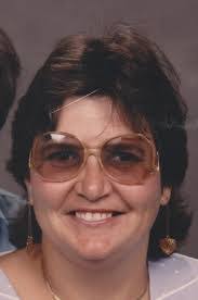 Ann Settles's Instagram, Twitter & Facebook